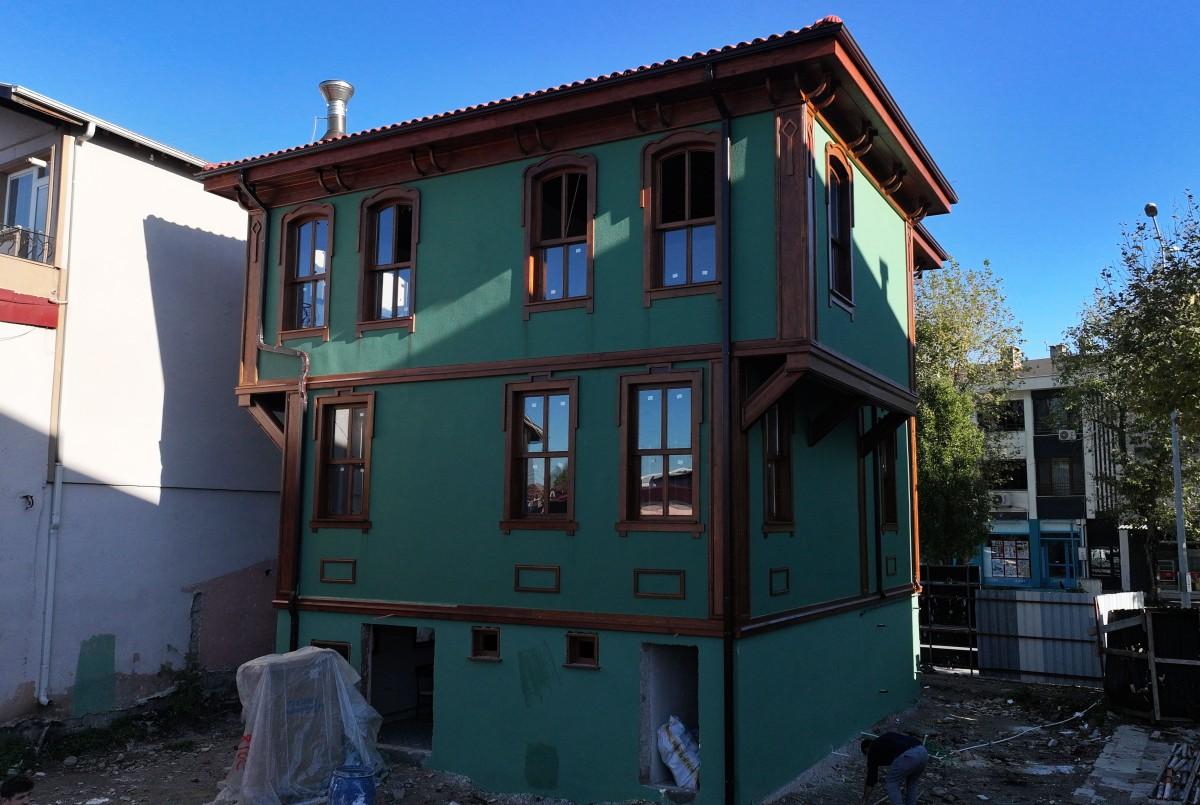 Sakarya’nın 103 Yıllık Tarihi Büyükşehir ile Gün Yüzüne Çıktı Sakarya’nın 103 Yıllık Tarihi Büyükşehir ile Gün Yüzüne Çıktı