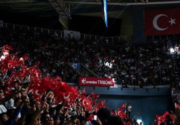 Anadolu Efes – FC Bayern Munich karşılaşması, Corendon Turizm Grubu ev sahipliğinde Antalya'da oynandı
