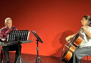 MEM Sahne'de sezon çello ve kanunun buluşmasıyla başladı