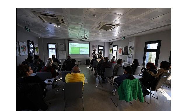 Efes Selçuk'ta Eğitimler Devam Ediyor: Üreticiye Katkı Sunan Tarım Eğitimi