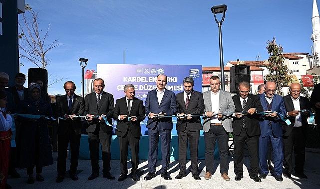 Başkan Altay Yunak'a Kazandırılan Parkın Açılışını Yaptı, Gençlerle Buluştu