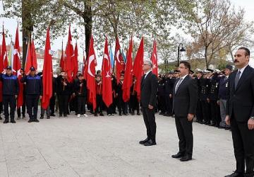 Mudanya Tek Yürek Atatürk'ü Andı