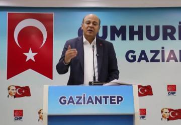 CHP’li Vakkas Açar: ‘Fatma Şahin ve Tahmazoğlu tatil sonrası şehre dönmüş. Hoş geldiniz!’ - Videolu Haber