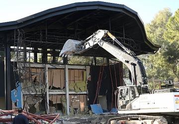 Kaçak yapıların yıkımı sürüyor