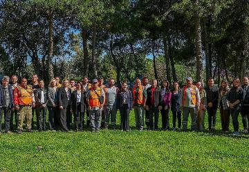 Başkan Vekili Özdemir Atatürk Kültür Parkı'nın emektarlarıyla buluştu