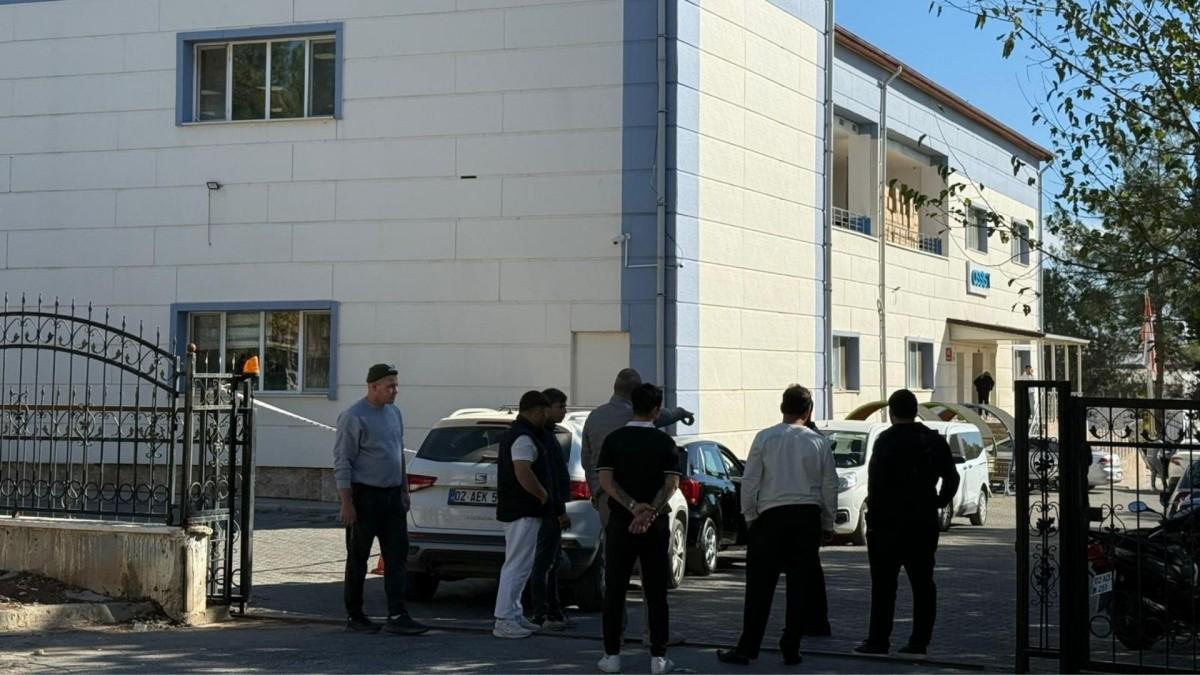 Adıyaman’da Turkcell Global Bilgi’nin devir süreci işçileri mağdur etti - Videolu Haber