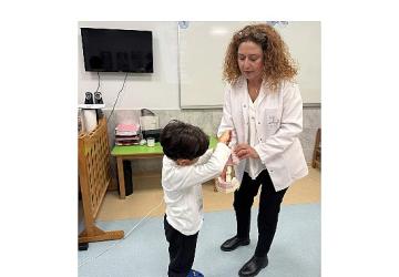 Bayraklı Belediyesinden anaokulu öğrencilerine ağız ve diş sağlığı eğitimi