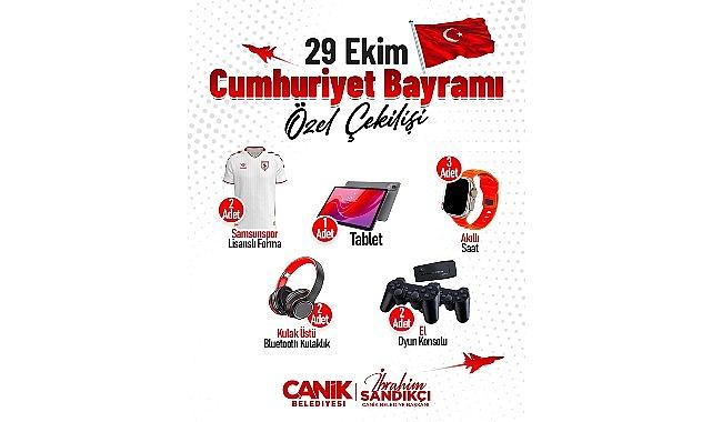 Canik Belediyesi'nin düzenlediği 29 Ekim Cumhuriyet Bayramı özel çekilişiyle vatandaşlar hediyelerle buluşuyor.