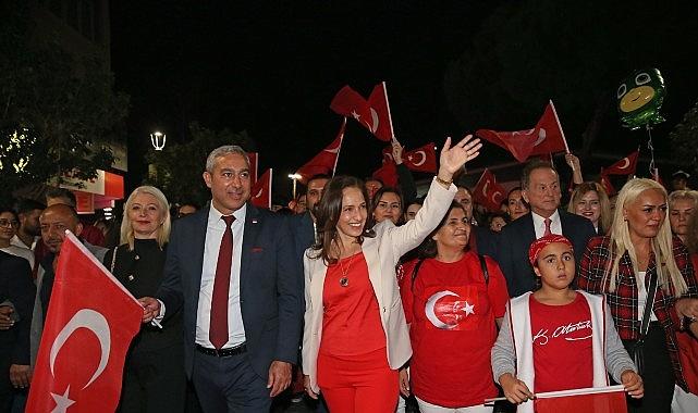Karşıyaka 29 Ekim'de gelincik tarlasına dönüşecek!