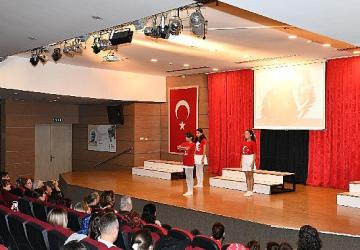 “O'nun Sayesinde" Oratoryosu Duygu Dolu Anlar Yaşattı