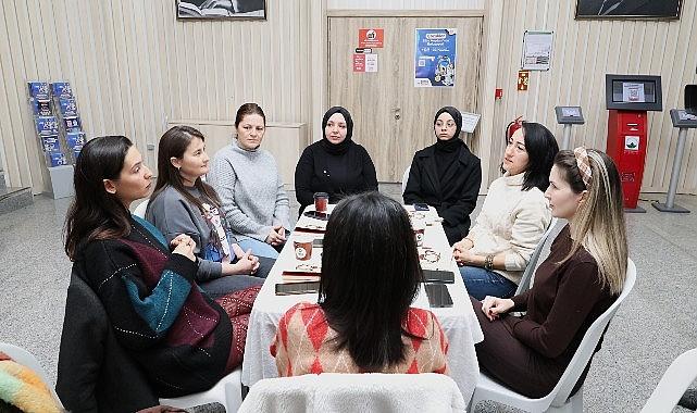 Osmangazi'de Kitapseverlerden Kolektif Okuma Etkinliği