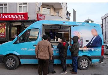 Canik Belediyesi'nden Gönülleri Isıtan İkram