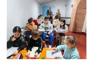 Kadın ve Çocuk Dayanışma Merkezi'nde İngilizce Derslerine Yoğun İlgi