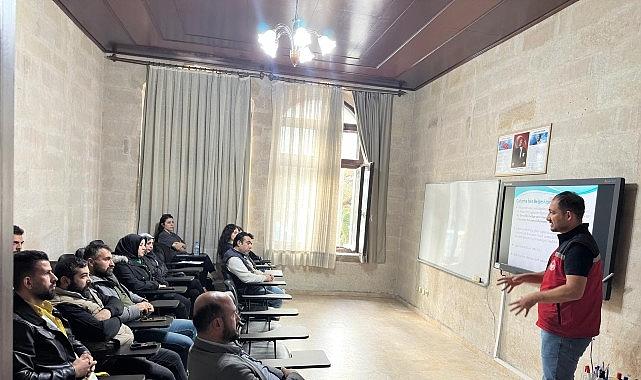 Ev Ve Süs Hayvanı Satıcılarına Yönelik Sertifikalı Eğitim Programı Düzenlendi Ev Ve Süs Hayvanı Satıcılarına Yönelik Sertifikalı Eğitim Programı Düzenlendi