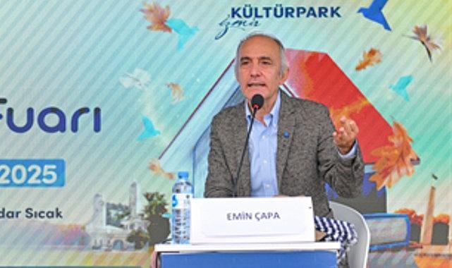 Emin Çapa ve Sema Soykan İZKİTAP'ta okuyucularla buluştu