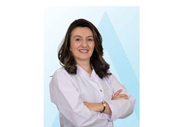 Vitamin, protein ve kreatin takviyeleri böbrekleri yorabiliyor!