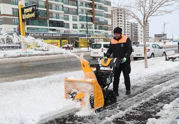 Sivas'ta Son 20 Yılın En Yoğun Karına Karşı Belediye 7/24 Sahada