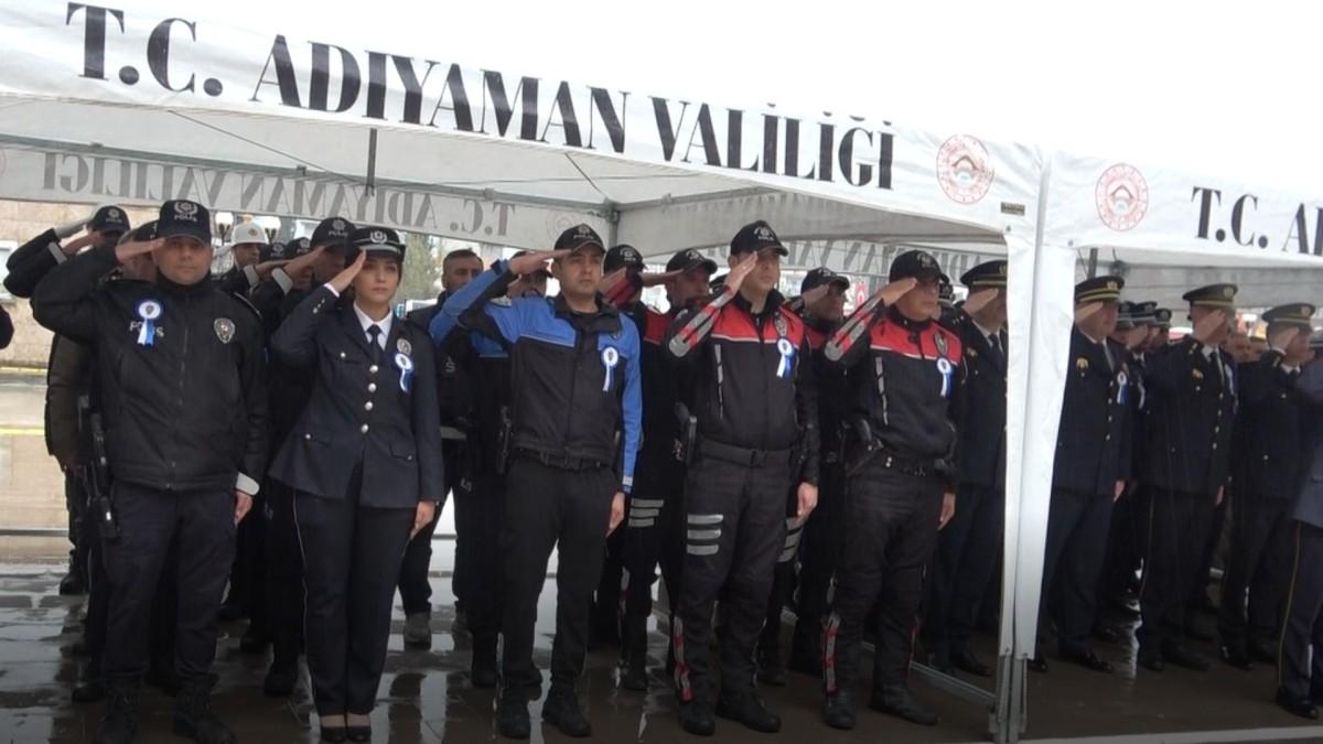 Adıyaman’da ‘Polis Haftası’ kapsamında çelenk sunma töreni düzenlendi - Videolu Haber