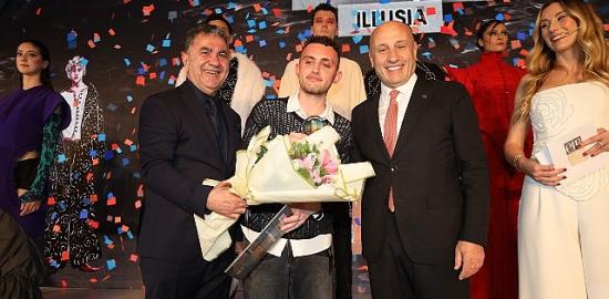 EİB XX. Moda Tasarım Yarışması'nın Şampiyonu Halit Tiryaki Oldu