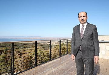 Başkan Altay, Turizme Katkı Sağlayacak Yaka Manastır'daki Çalışmaların Son Aşamaya Geldiğini Açıkladı