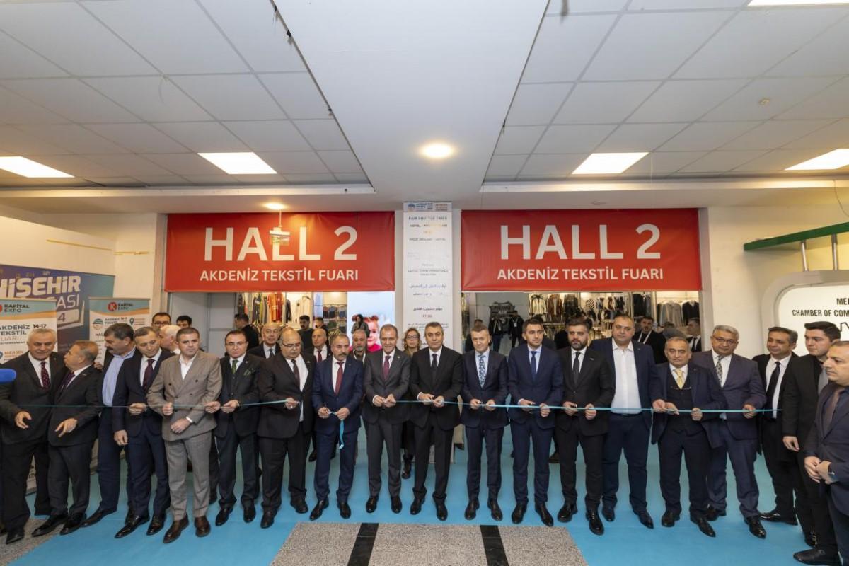 Başkan Seçer, Akdeniz Uluslararası Tekstil Fuarı’nın Açılışını Yaptı