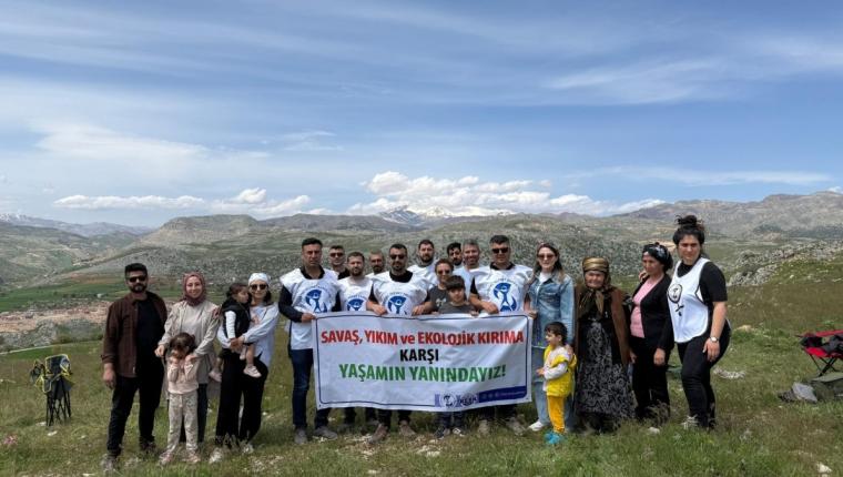 SES Adıyaman Şubesi’nden ekolojik yıkıma karşı fidan dikim etkinliği - Videolu Haber