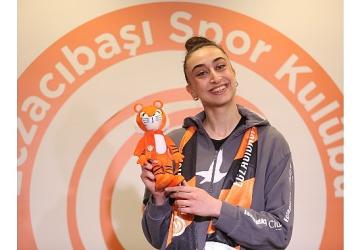 Eczacıbaşı Dynavit, Elif Şahin ile “yola devam" dedi