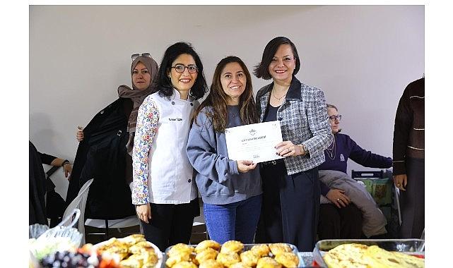 Karabağlar Mutfak Akademi'de Kadın Emeği Taçlandı