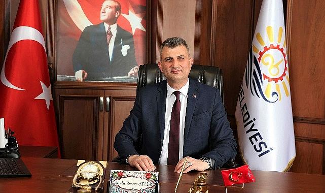 Al Bayrağımızın Gölgesinde Cumhuriyet Bayramımız Kutlu Olsun