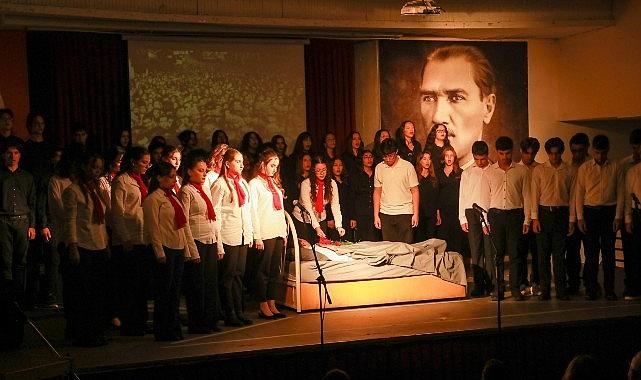 Burhaniye'de Ata'ya Özel Anma Programı Gerçekleşti