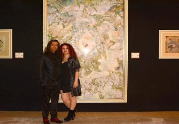 Aşkın ateşiyle, sanata dönen kumaşlar: 'Chaleshe Simurgh' ve 'IT'S ME' İstanbul'da ilk kez sergilendi