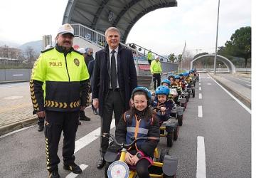 Oyak Renault'dan Gelecek İçin Güvenli Adımlar Projesi