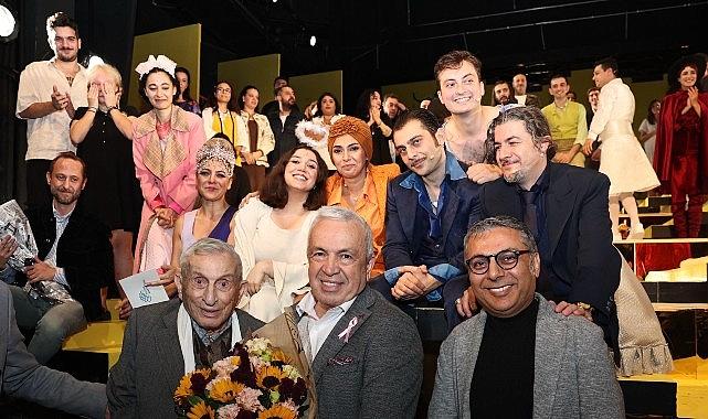 Nilüfer Kent Tiyatrosu'ndan “Lüküs Hayat" ile görkemli sezon açılışı