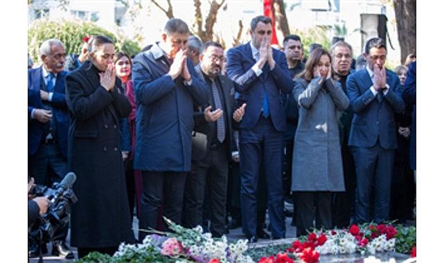 Zübeyde Hanım'a duygusal anma