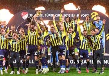 Fenerbahçe Süper Kupa’nın sahibi oldu
