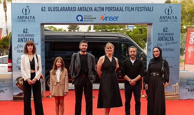Ulusal Yarışmanın İki Finalisti; “Tavşan İmparatorluğu" ve “Aldığımız Nefes" Antalya'da Seyirciyle Buluştu