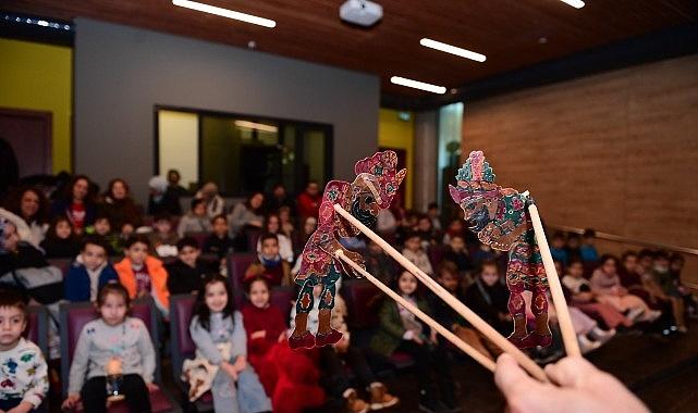 Geleneksel Karagöz Oyunu Osmangazi'de Çocuklarla Hayat Buldu