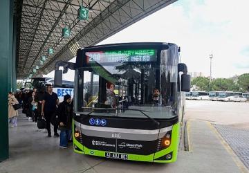 674 bin yolcu, 3 milyon 300 bin ziyaretçi