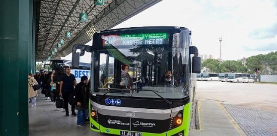 674 bin yolcu, 3 milyon 300 bin ziyaretçi