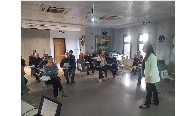 İzmir Büyükşehir Belediyesi'nden Efes Selçuklu Üreticilere Toprak Analizi Desteği