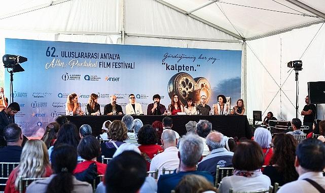 “Kesilmiş Bir Ağaç Gibi" ve “Noir" filmleri seyirciyle buluştu