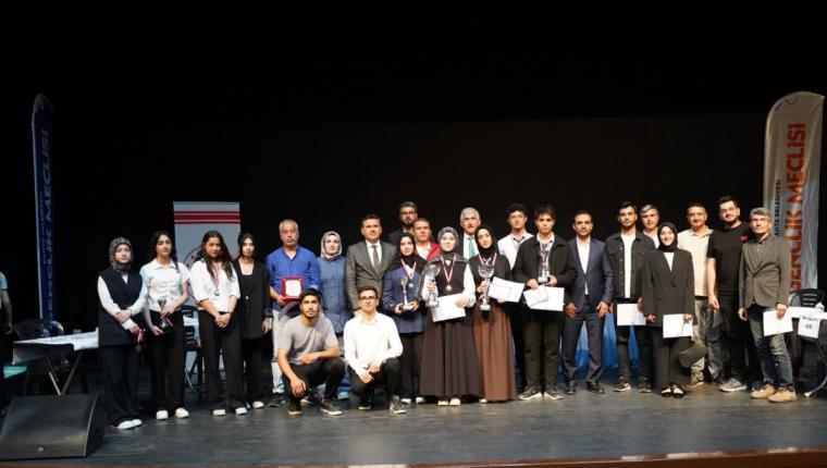 Kahta’da liseler arası ‘Kaybedeni Olmayan’ turnuva tamamlandı