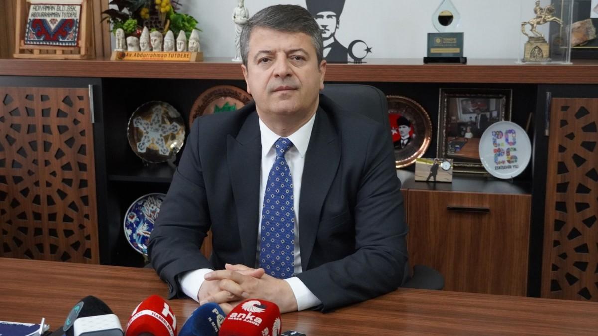 Başkan Tutdere: ‘23 Nisan, millet egemenliğinin temelidir’ - Videolu Haber