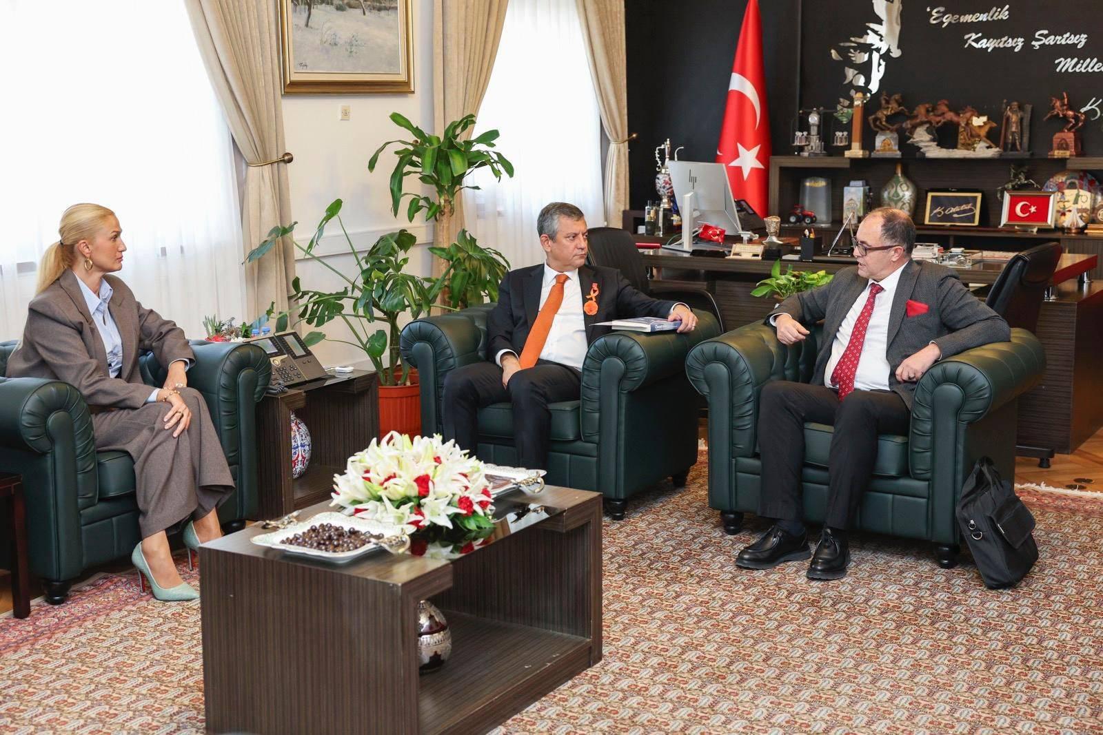 Chemtrails Gerçeği Meclis Gündeminde!