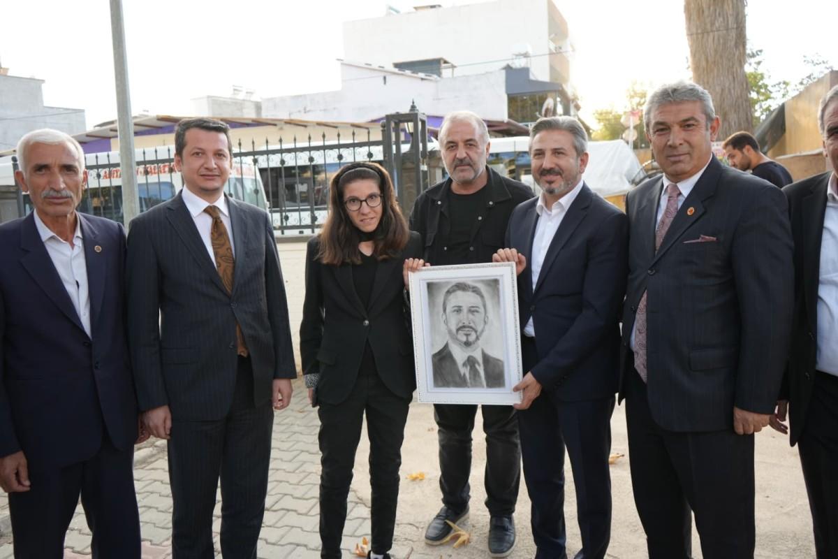 Bakan Yardımcısı Ahmet Aydın: ‘Muhtarlarımız, Türkiye Yüzyılı yürüyüşümüzde güçlü yol arkadaşlarımız’ Bakan Yardımcısı Ahmet Aydın: ‘Muhtarlarımız, Türkiye Yüzyılı yürüyüşümüzde güçlü yol arkadaşlarımız’