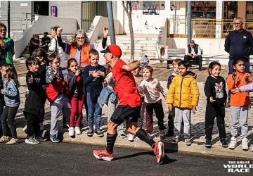 Halil Altındere ve Ahmet H. Uysal'dan TEGV'in 30. Yılına Özel Proje: “İstanbul: Koşmanın Sanatı"