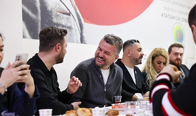 Başkan Görkem Duman Kozağaç'ta sahur sofrasında