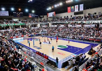 Denizli–Manisa Liderlik Maçında Heyecan Yükseliyor