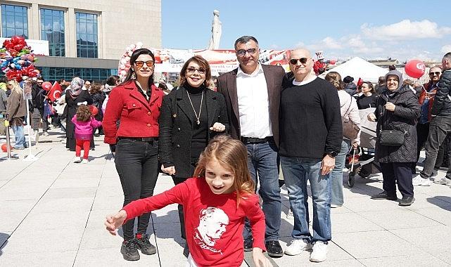 23 Nisan Ulusal Egemenlik ve Çocuk Bayramı'nda Şehir Tiyatroları'nın Sahneleri Çocuklar İçin Açıldı