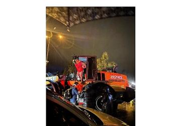 Mahsur kalan aile pansiyona yerleştirildi